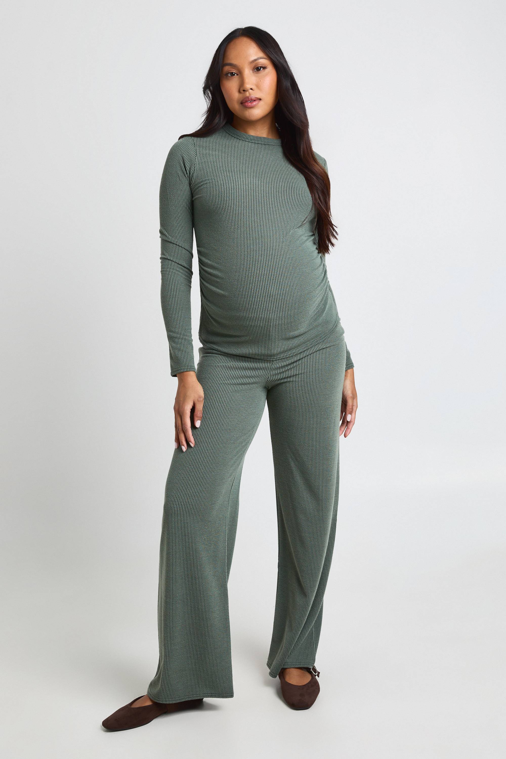 boohoo Ensemble De Maternité Haut Côtelé Bicolore À Manches Longues Et Pantalon Évasé