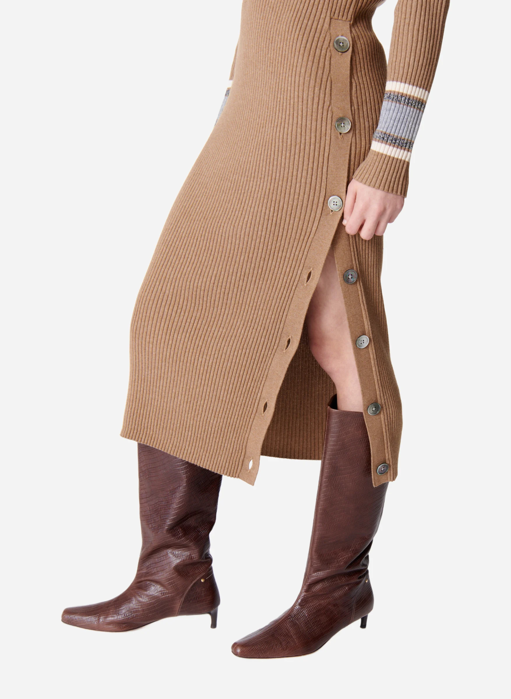 DAGMAR - Robe midi boutonnée| Marron