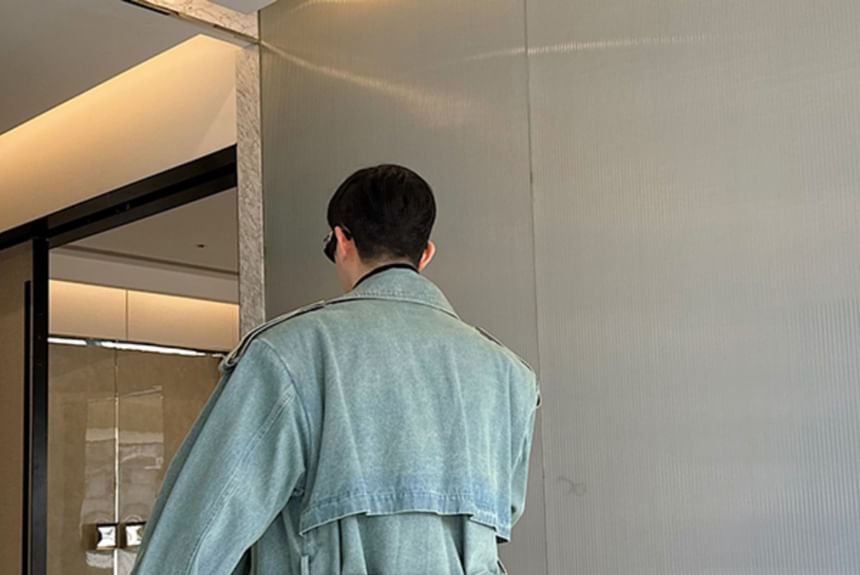 Patow - Gewassen denim trenchcoat met dubbele rij knopen