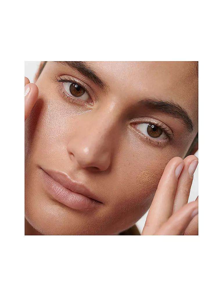 DR. HAUSCHKA Foundation (04 Hazelnut) hellbraun