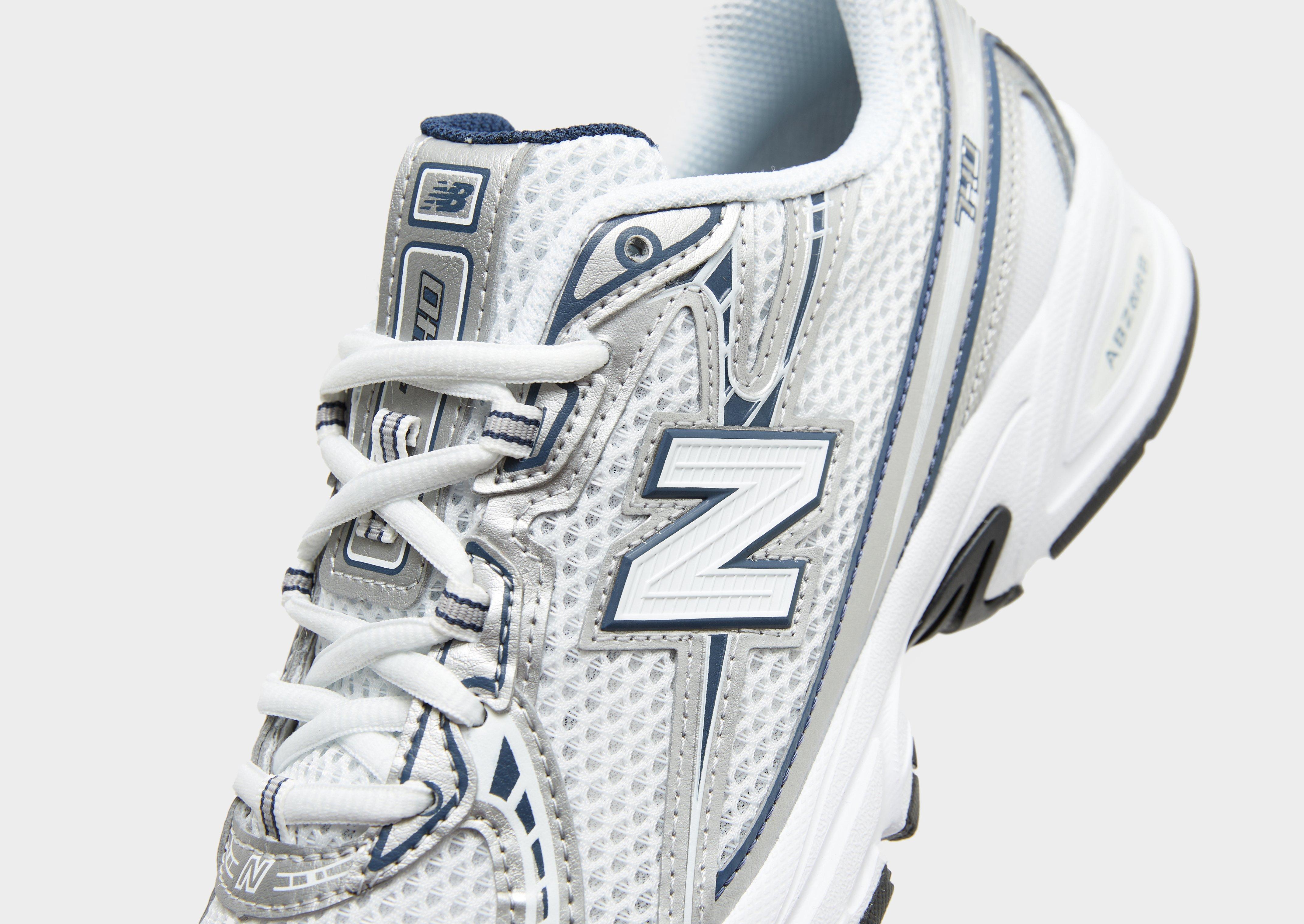 New Balance 740 Femme