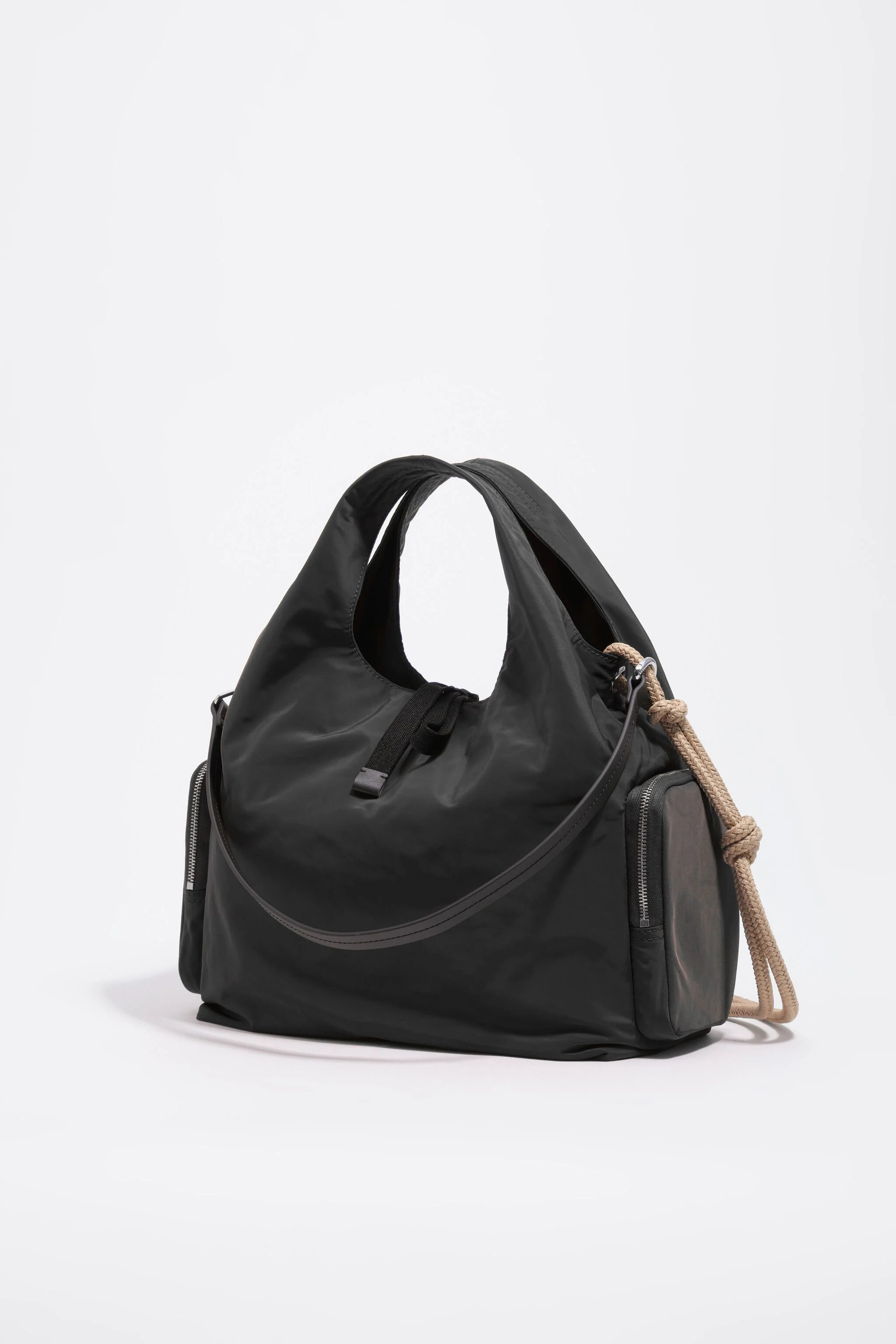 Bolsa média de náilon carvão