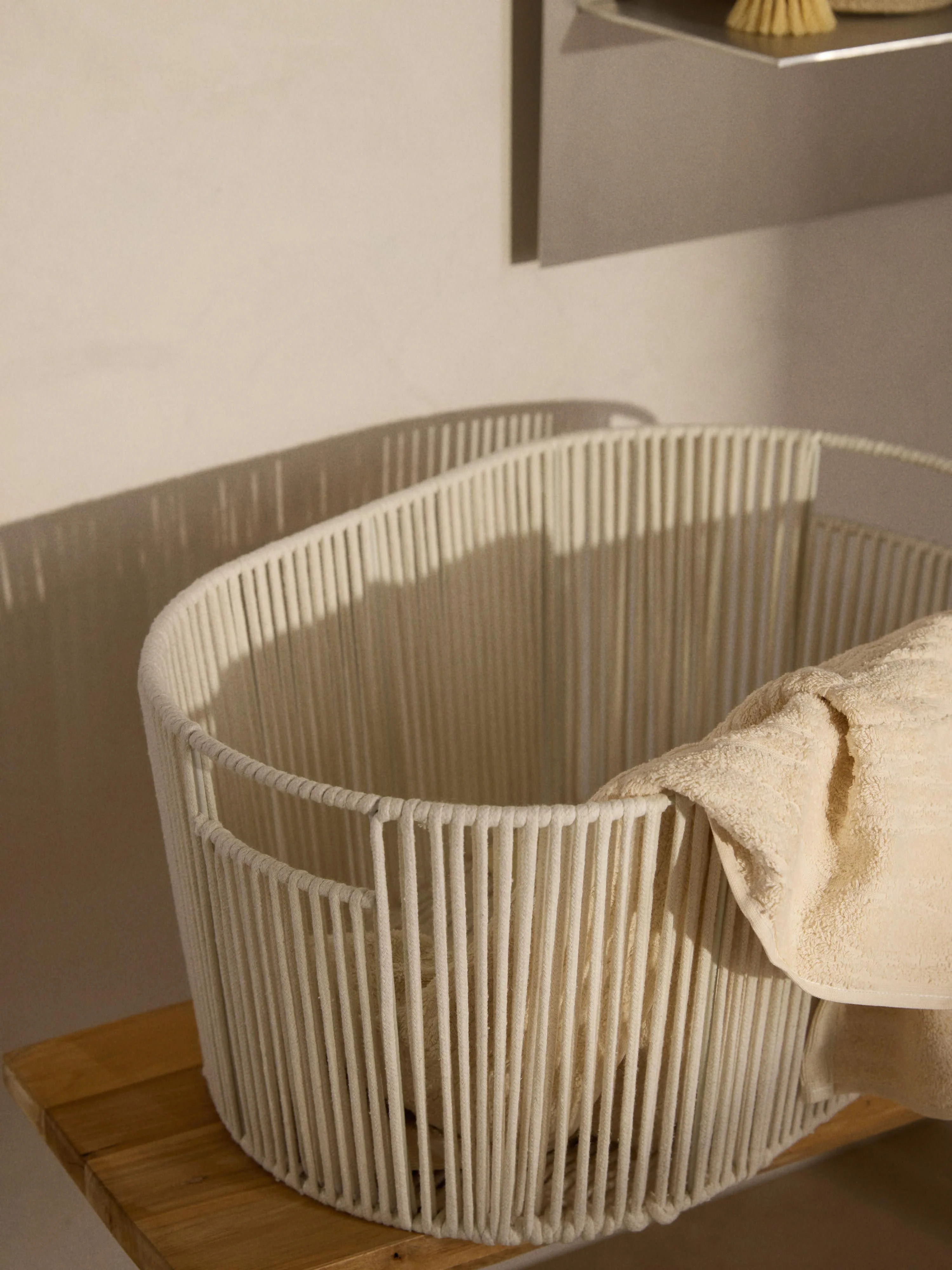 Handgeweven wasmand Gabe van touw