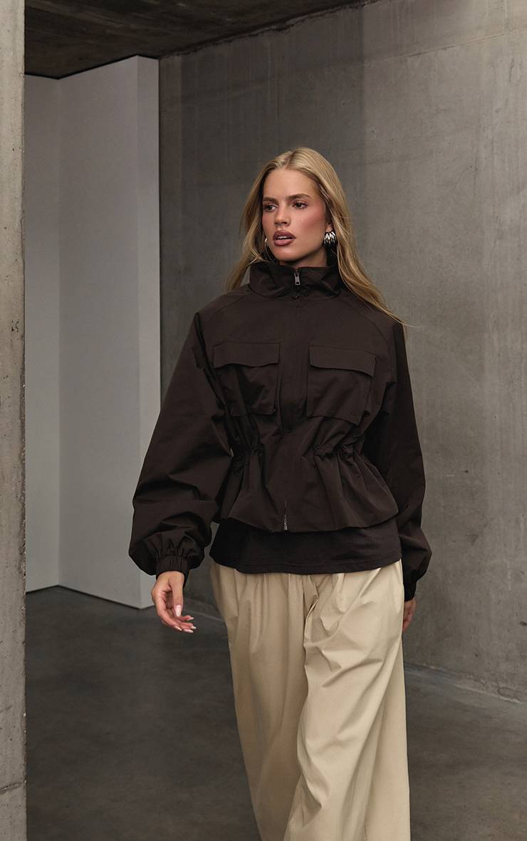 Veste De Pluie Chocolat À Taille Cintrée Avec Poches