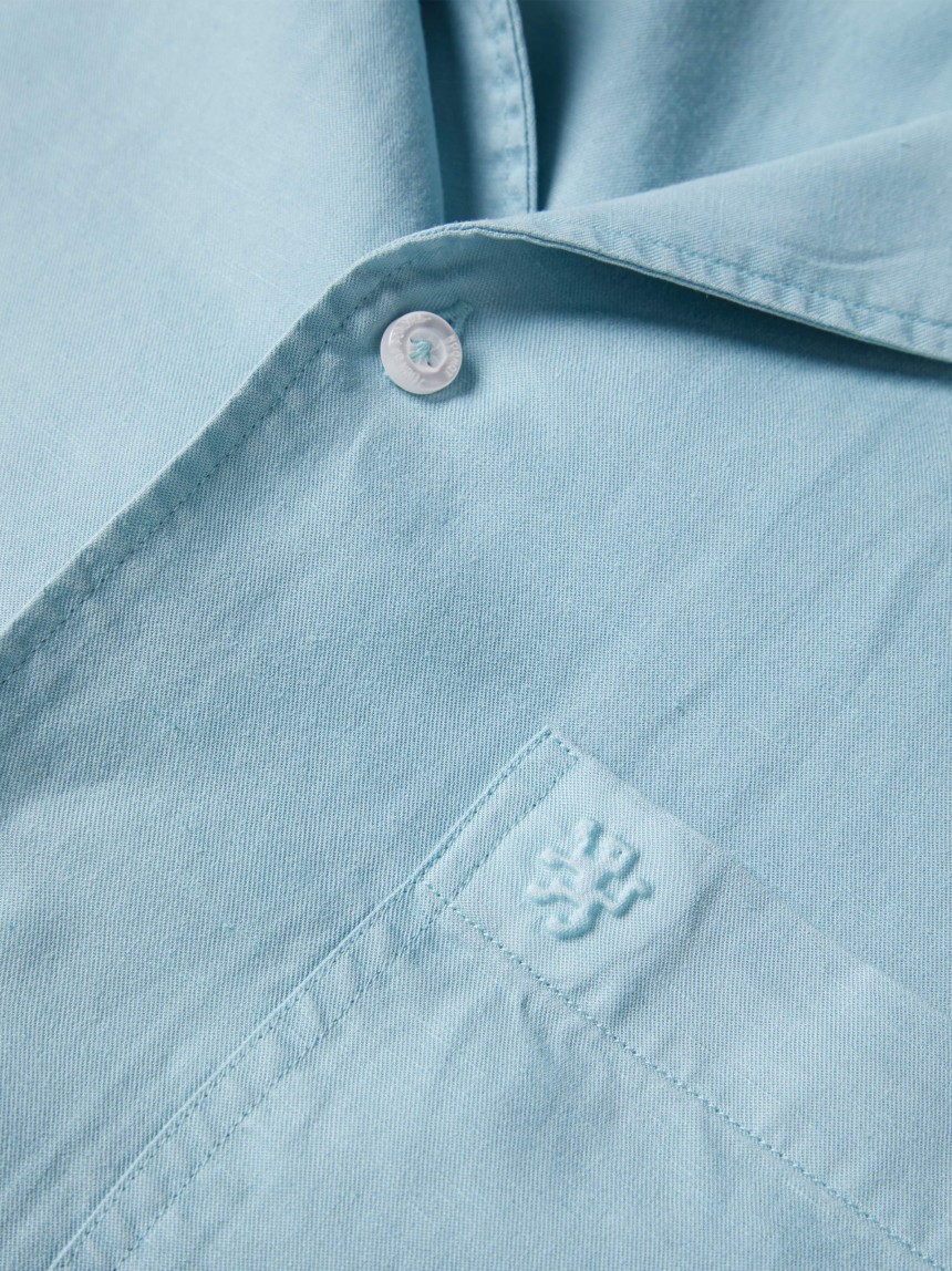 Camisa manga curta em liocel e linho