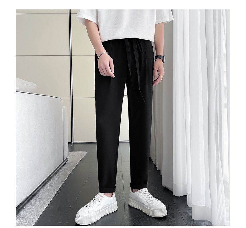 Andrei - Mid Rise Plain Tapered Pants