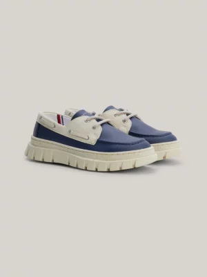 Sapatos náuticos com blocos de cores