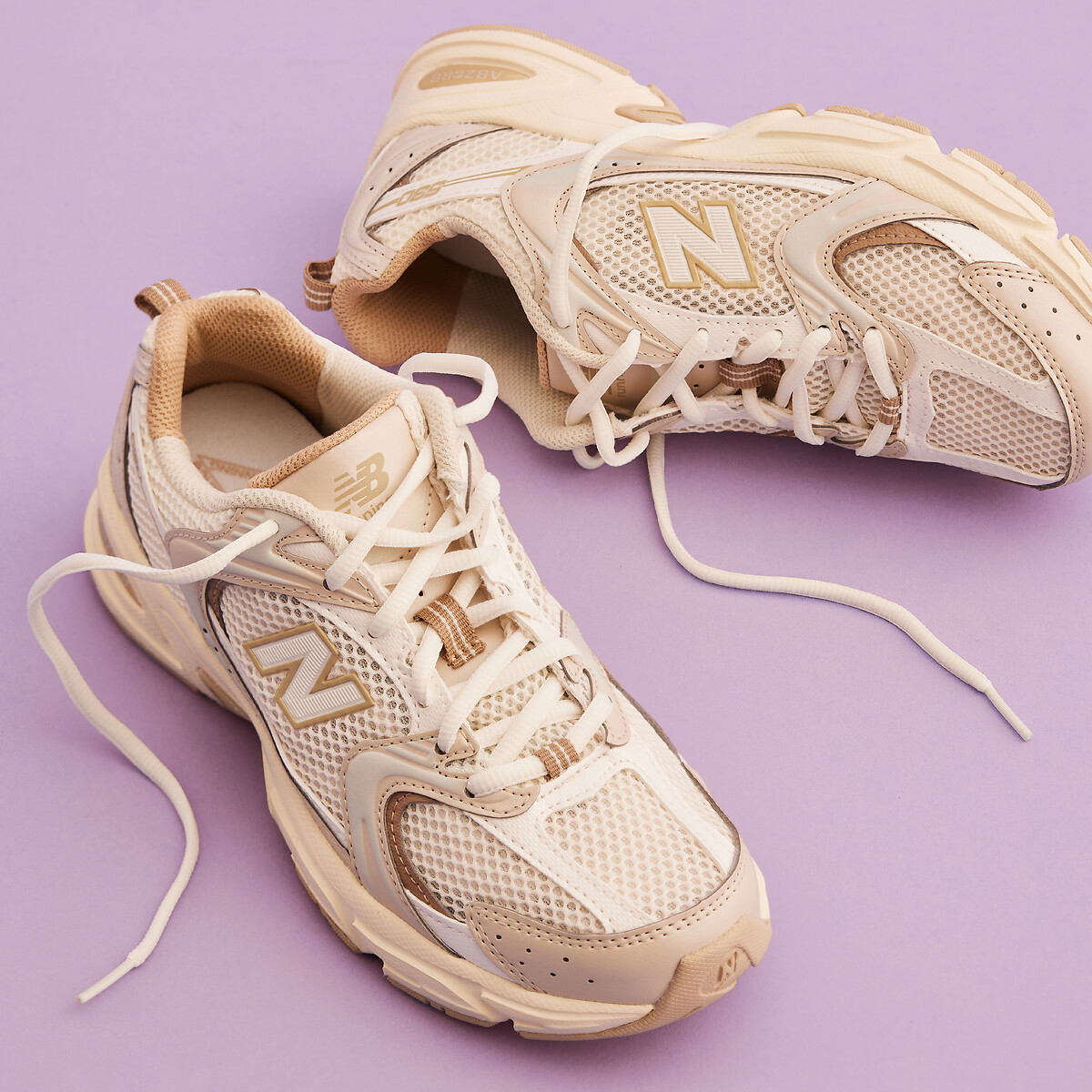 Tênis NEW BALANCE MR530