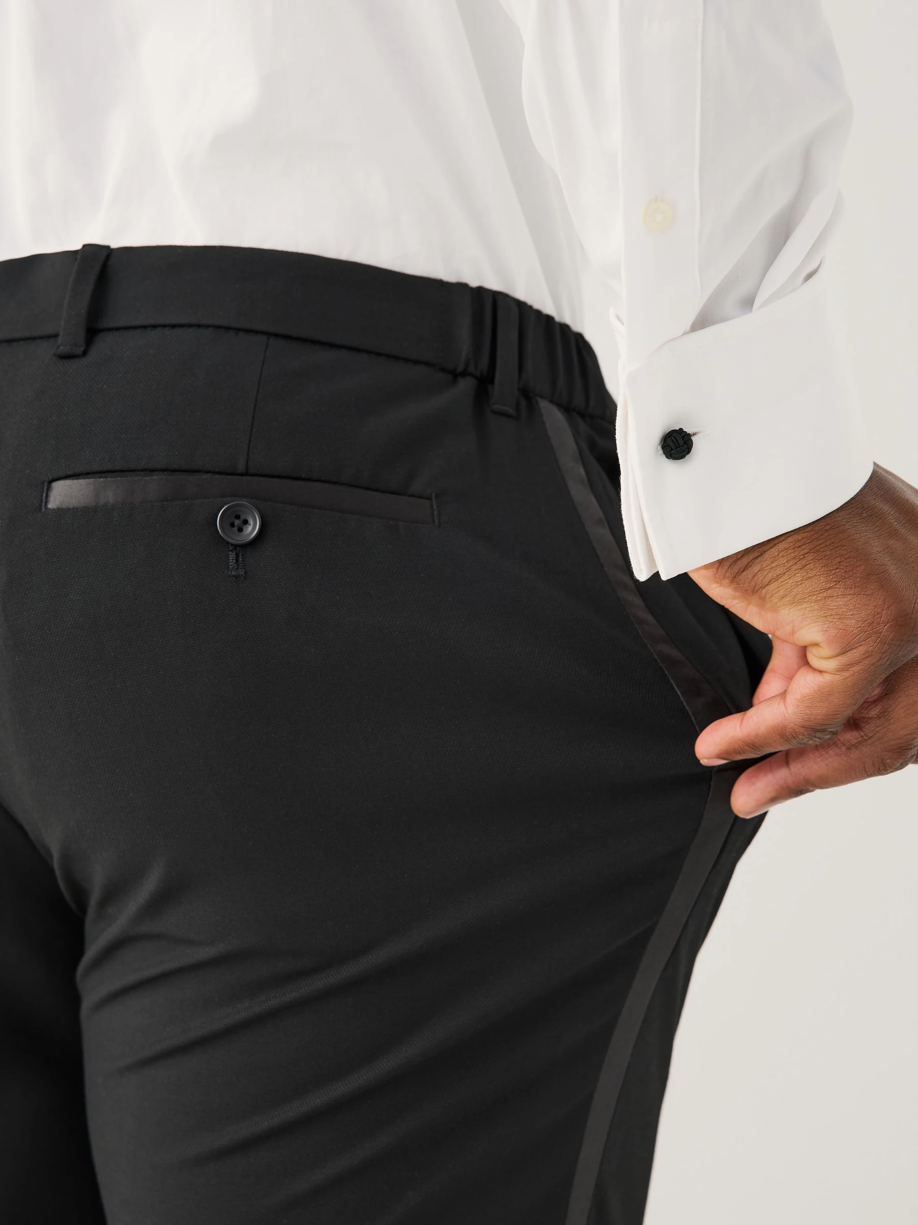 Zwart - Aansluitend - Motionflex Textured Tuxedo Trousers With Side Tape