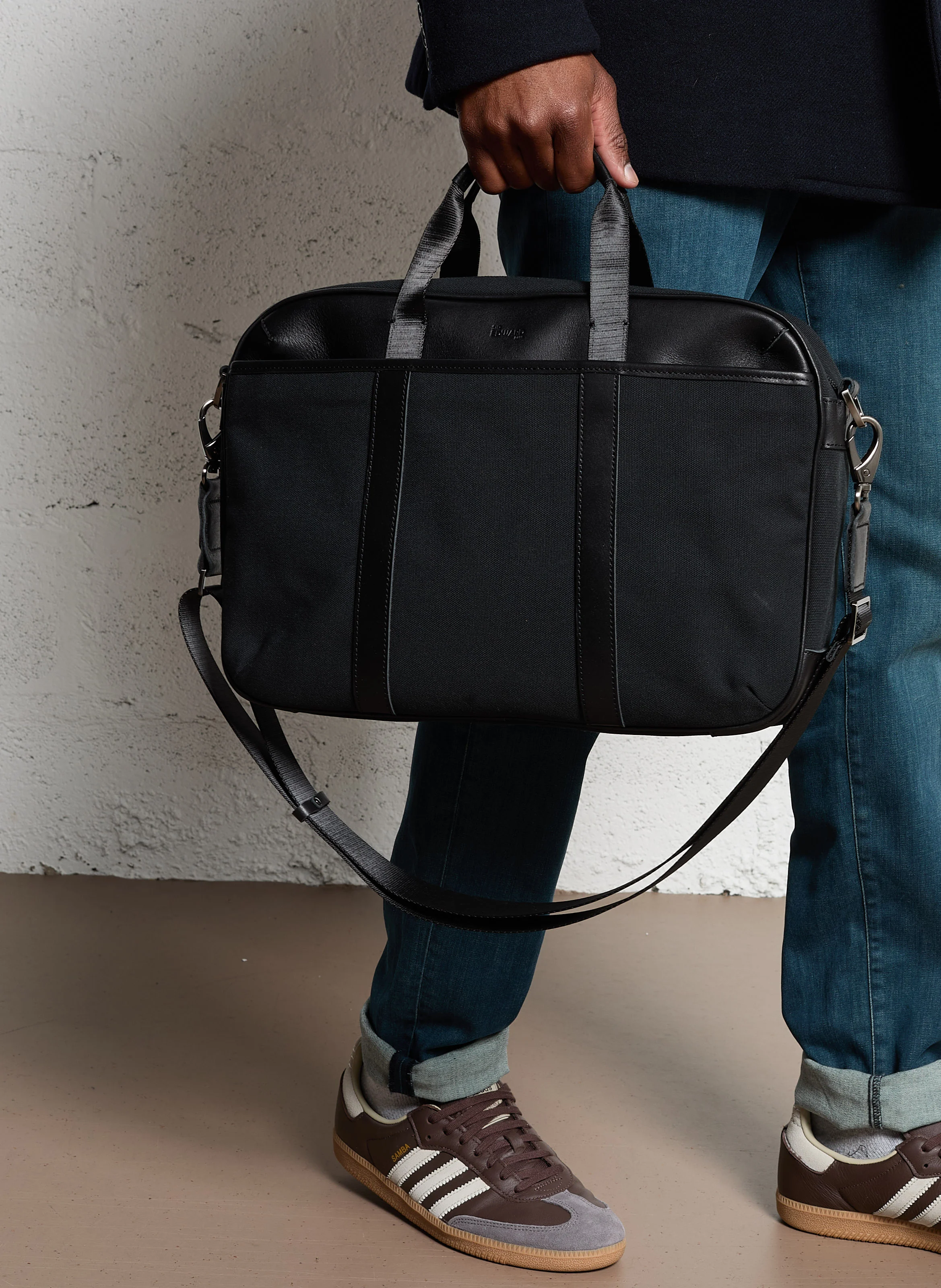 EPSILON - Porte documents aspect bi matière en cuir| Noir