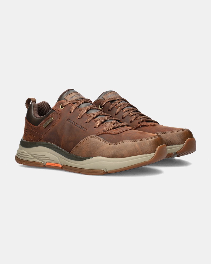 Skechers Benago Lage sneakers  - bruin