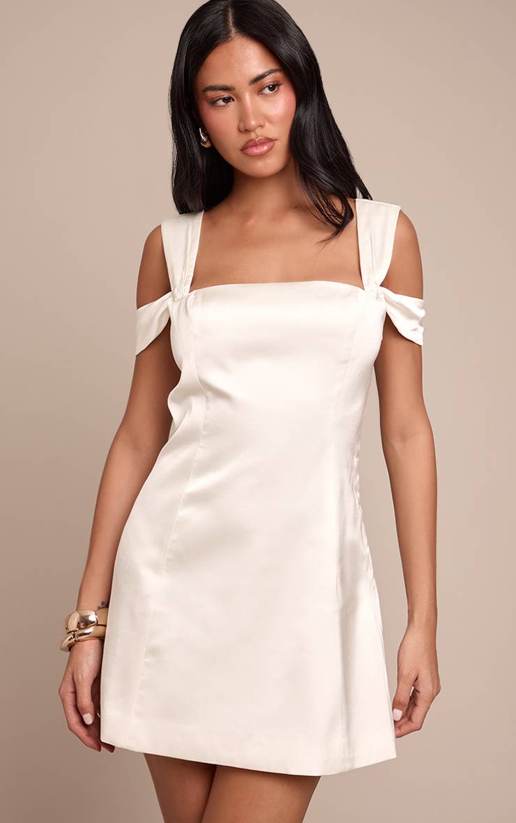 Crème Robe Droite Satinée À Bretelles
