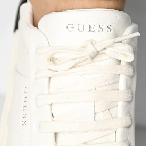 Baskets FM5NVIFAL12 White Black