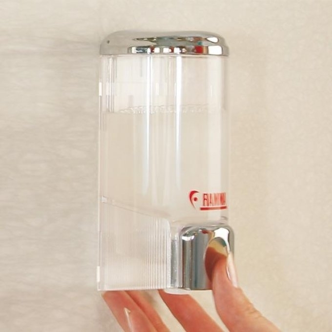 Dispenser für Seife / Shampoo, 0,2 Liter