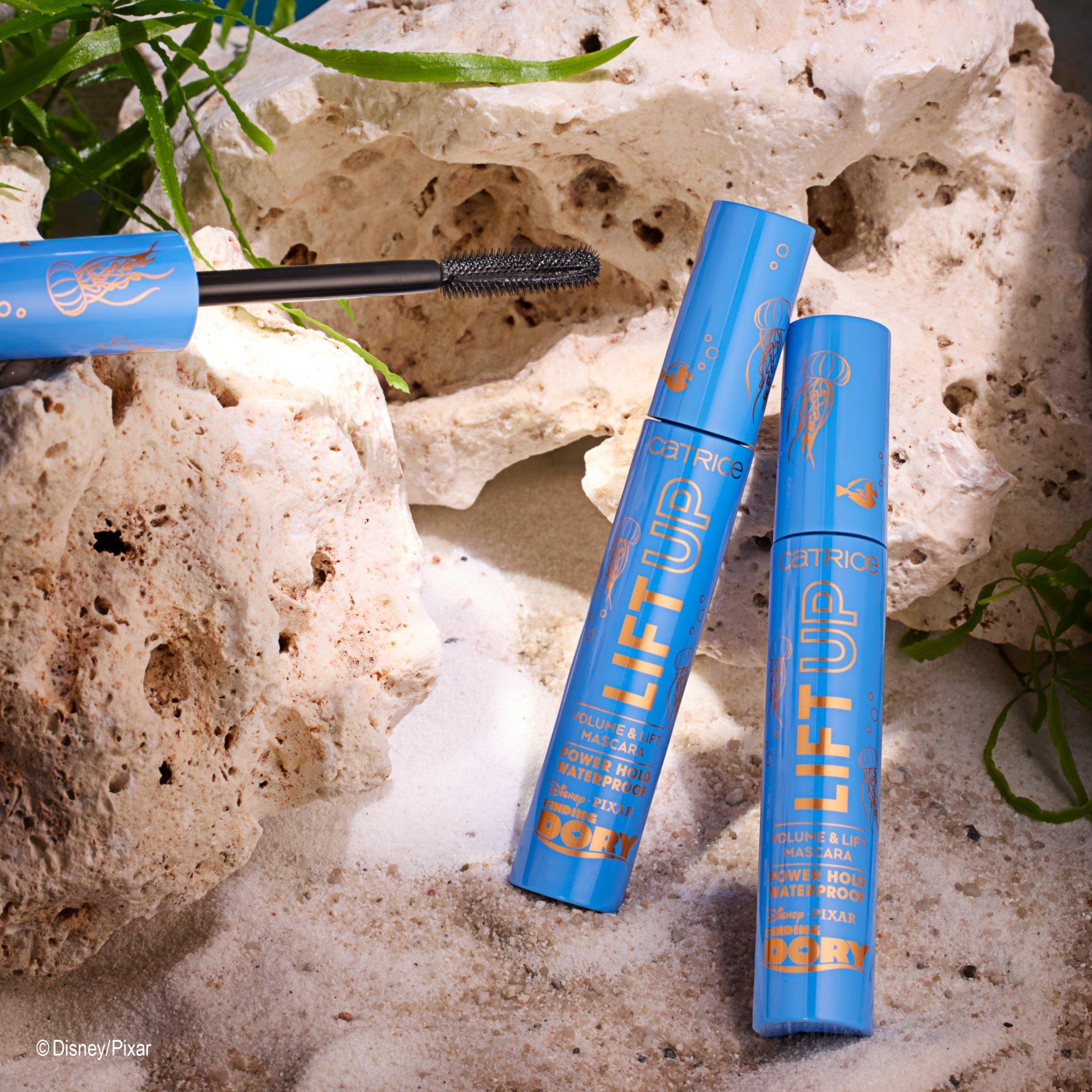 Disney Pixar Finding Dory LIFT UP Volume & Lift Mascara Power Hold Waterproof