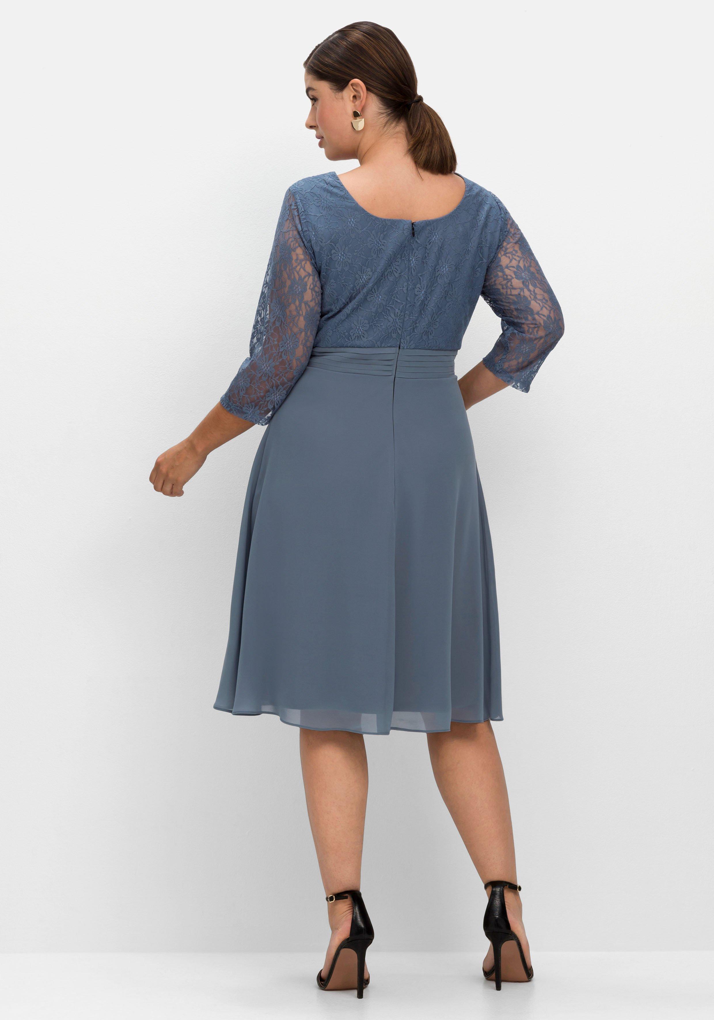 Cocktailkleid mit floraler Spitze