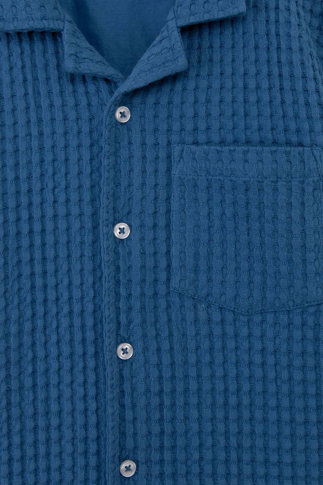 Blauw overhemd met wafelstructuur