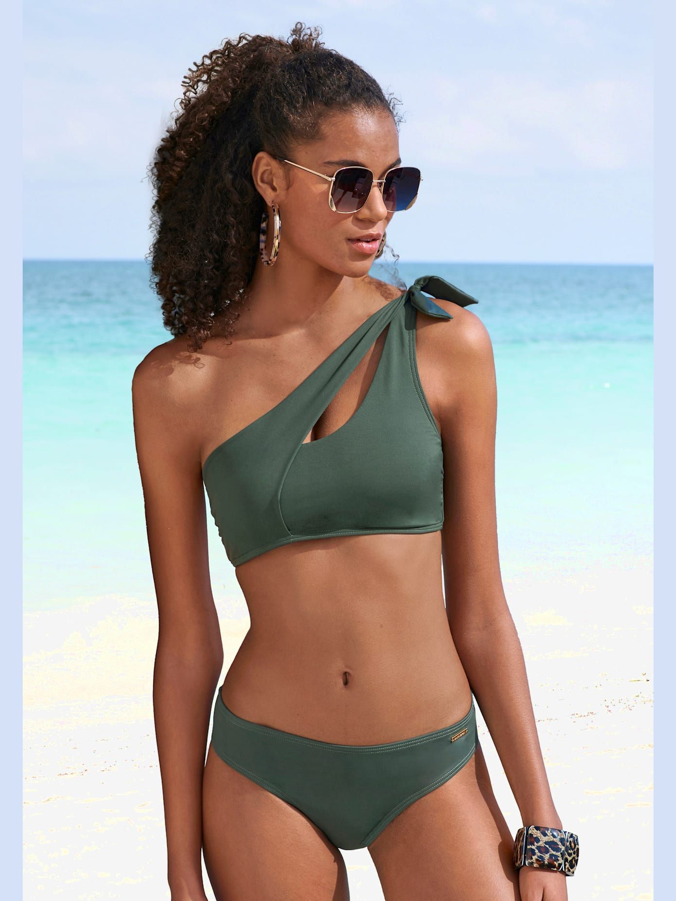 Bikini bustier coupe asymétrique