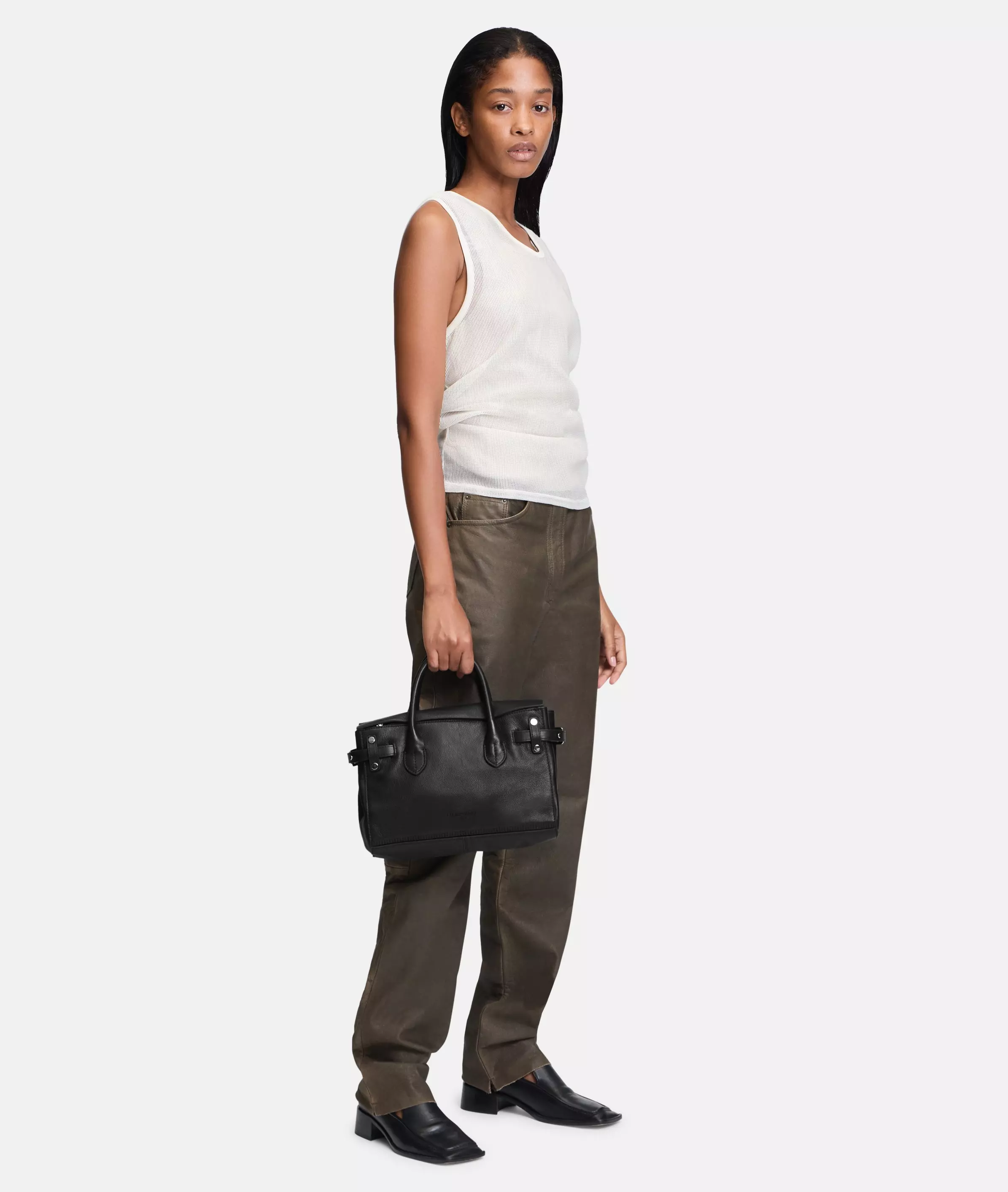 Archive Gloria Satchel M Spacious handbag made of soft yak leather