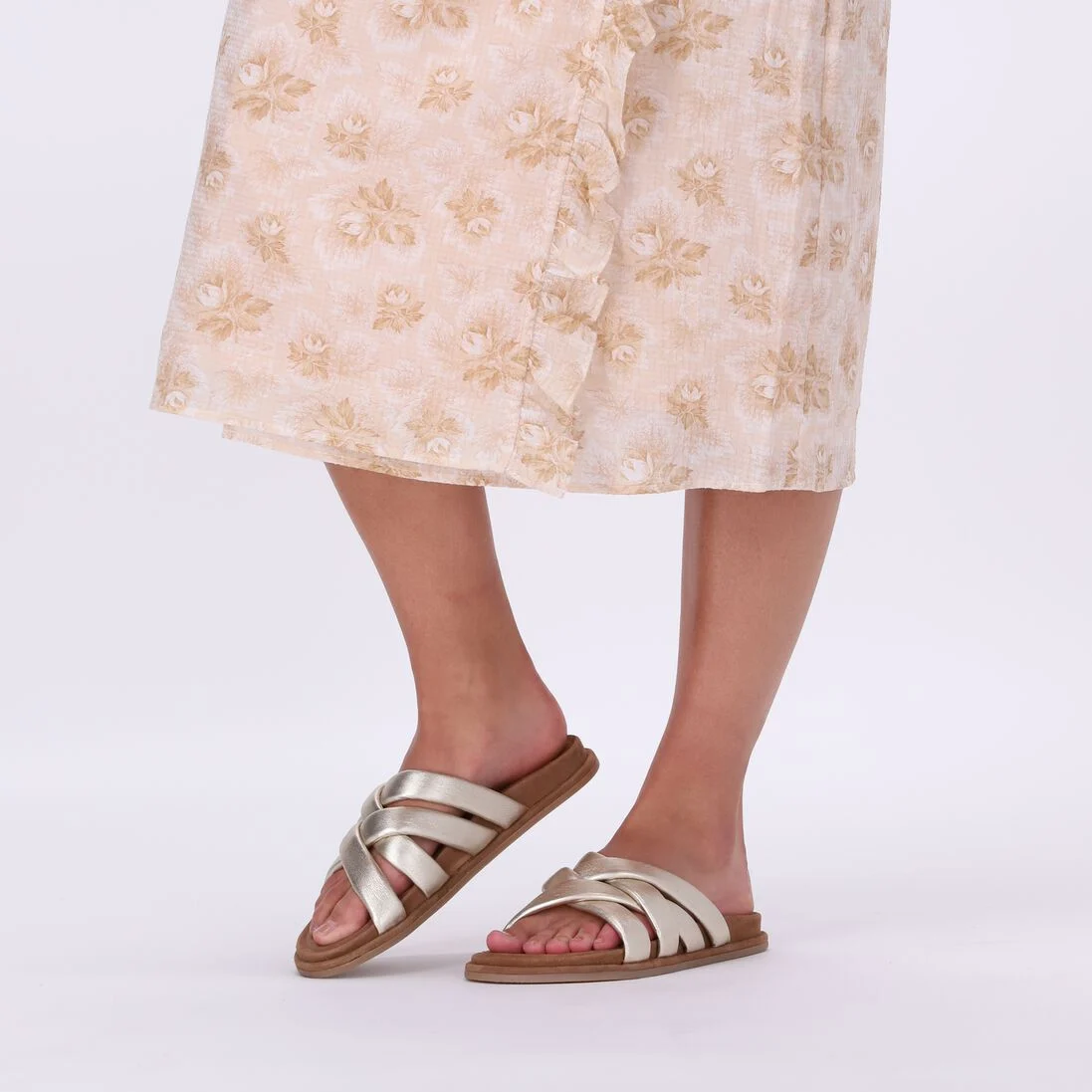 NOTRE-V gouden notre-v slippers 781002