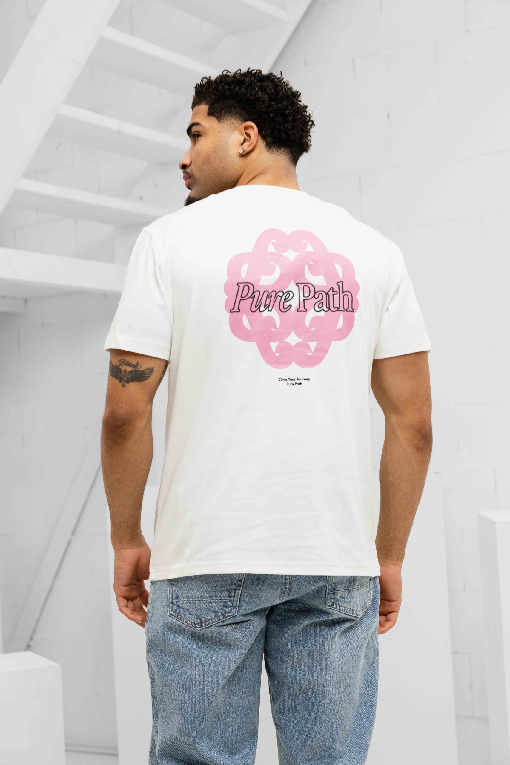 Pure Path Bold Emblem T-Shirt Heren Gebroken Wit