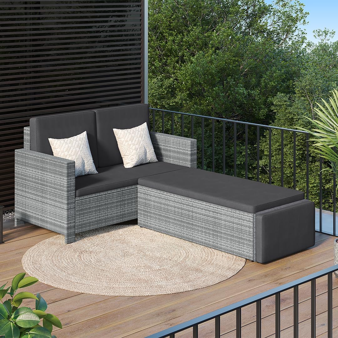STEELSØN Gartenbank Elnath aus Polyrattan, Gartensofa für 2 Personen mit Liegefunktion und Hocker 2er Sofa mit Polster wetterfest, Terrassenmöbel in grau-meliert/anthrazit 73x65x130 cm (HxTxB)