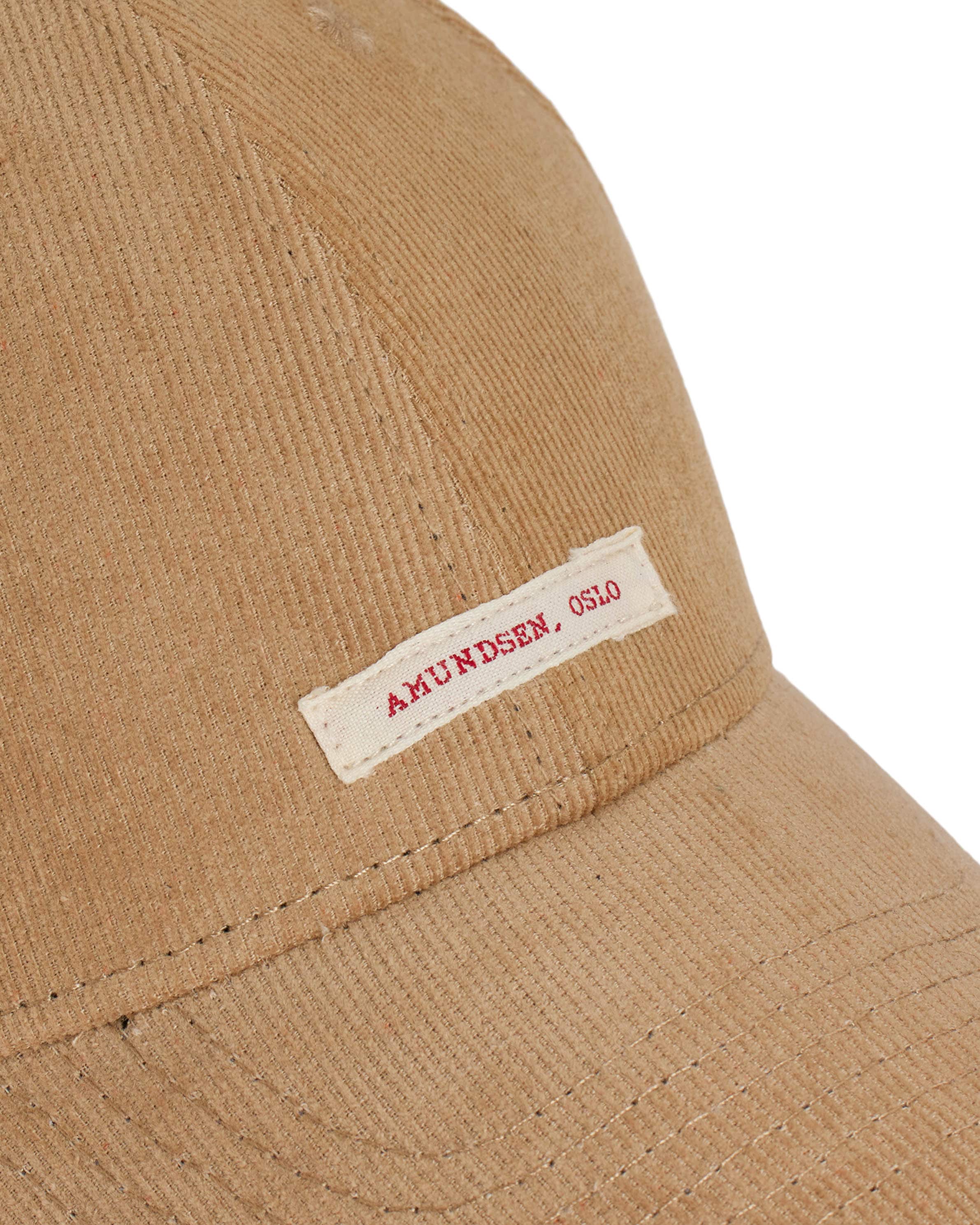 Amundsen Concord Patch Cap<br>Råtøff caps i myk kordfløyel!