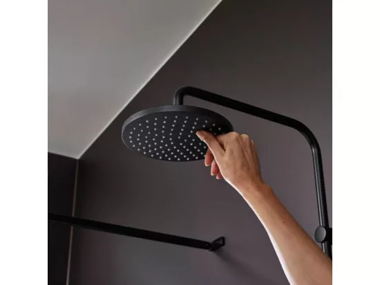 Colonne de douche ou bain douche sans mitigeur HANSGROHE Vernis Blend 200 noir mat + tablette AddStoris