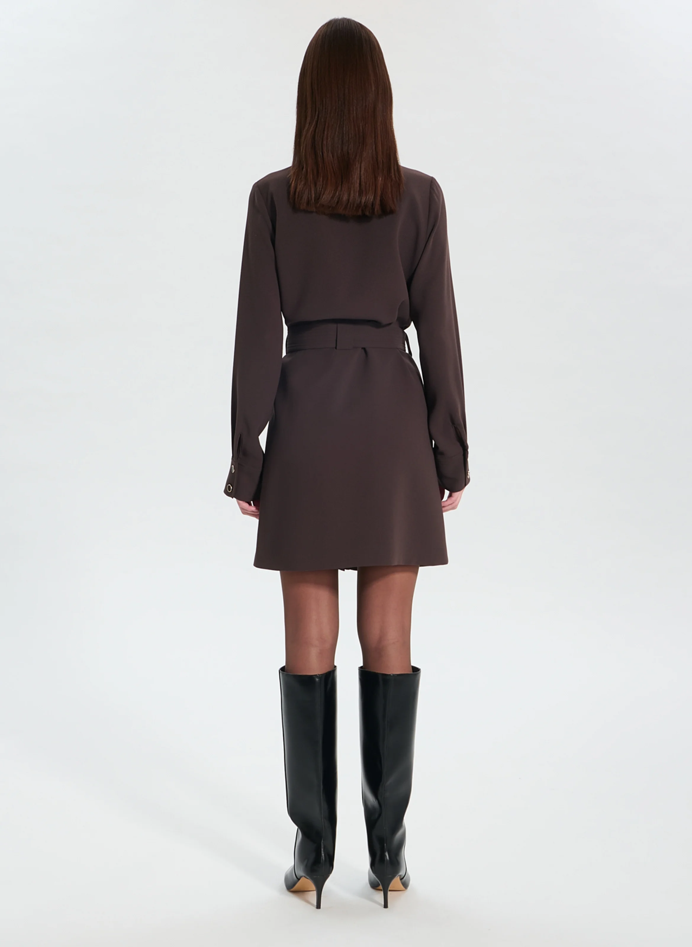 REVER - Robe courte col classique | Marron