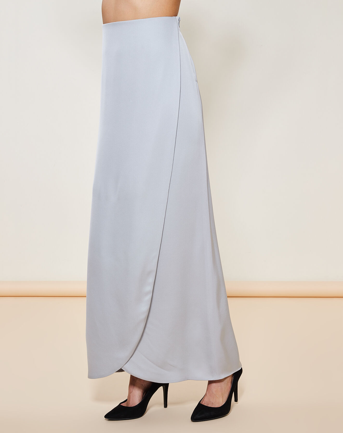 Giorgio Armani Jupe longue 100% Soie argentée