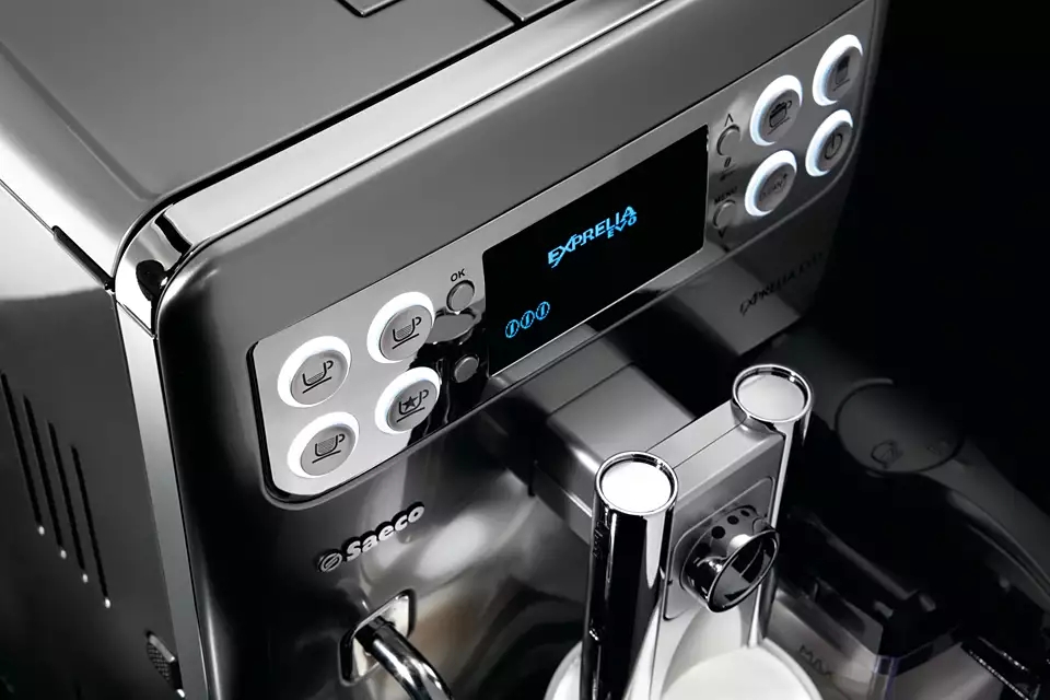 MÁQUINA DE CAFÉ EXPRESSO SUPERAUTOMÁTICA