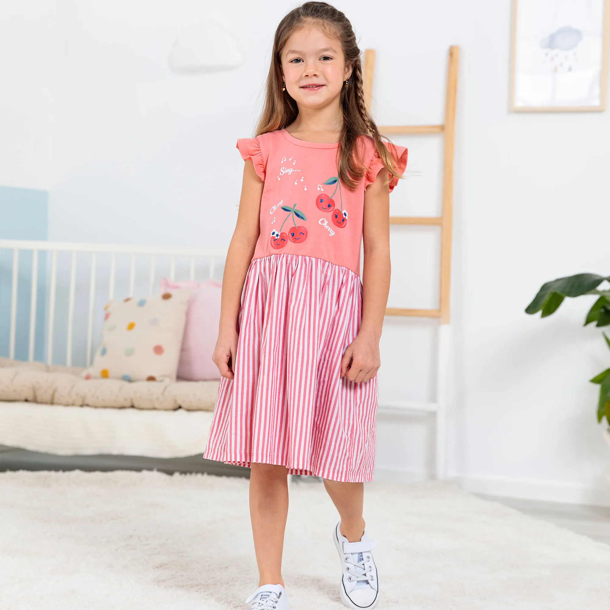 Mädchen-Kleid mit Kirschen-Aufdruck