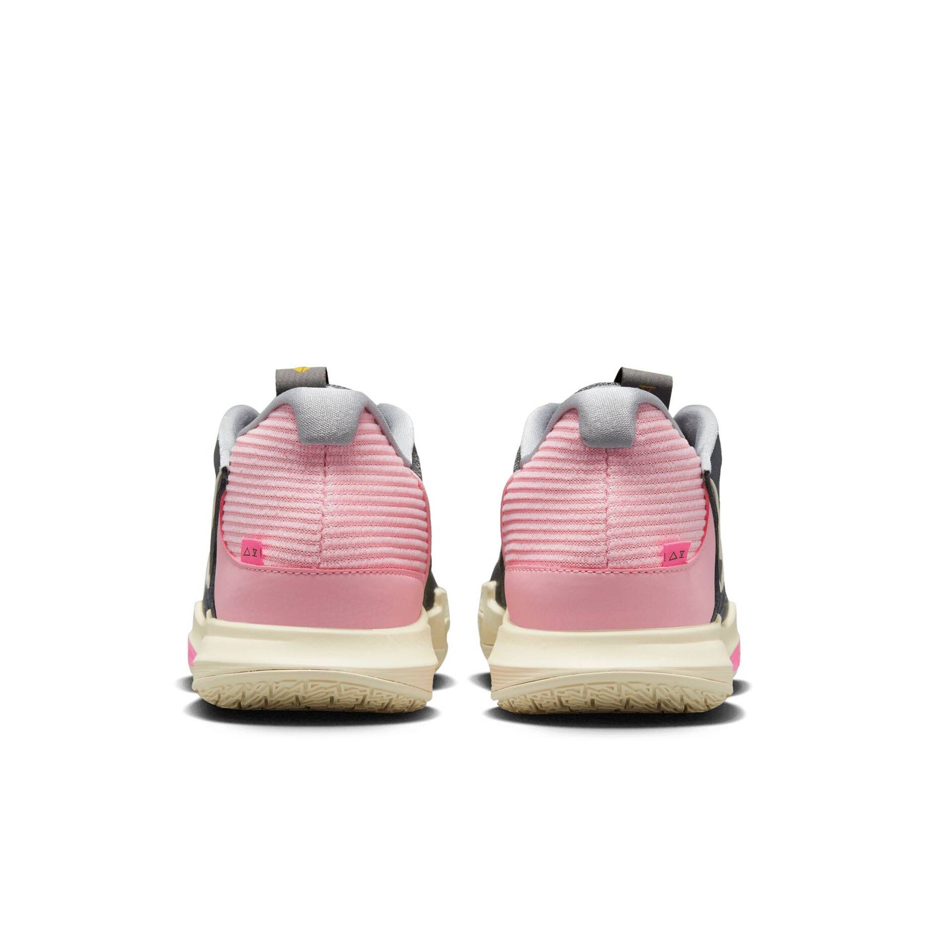 Nike| Herren Basketballschuhe KYRIE LOW 5
