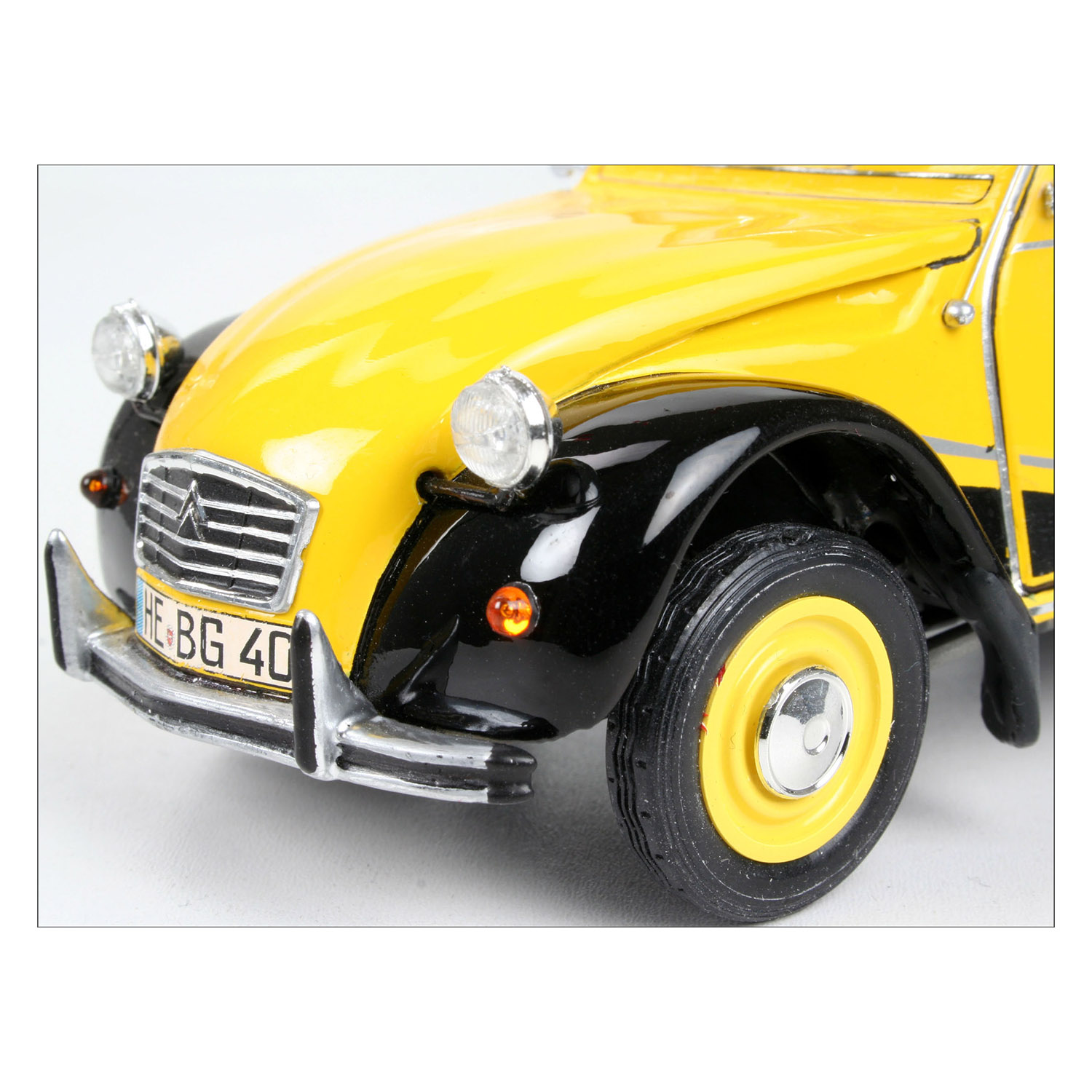 Revell Citroen 2CV Charleston