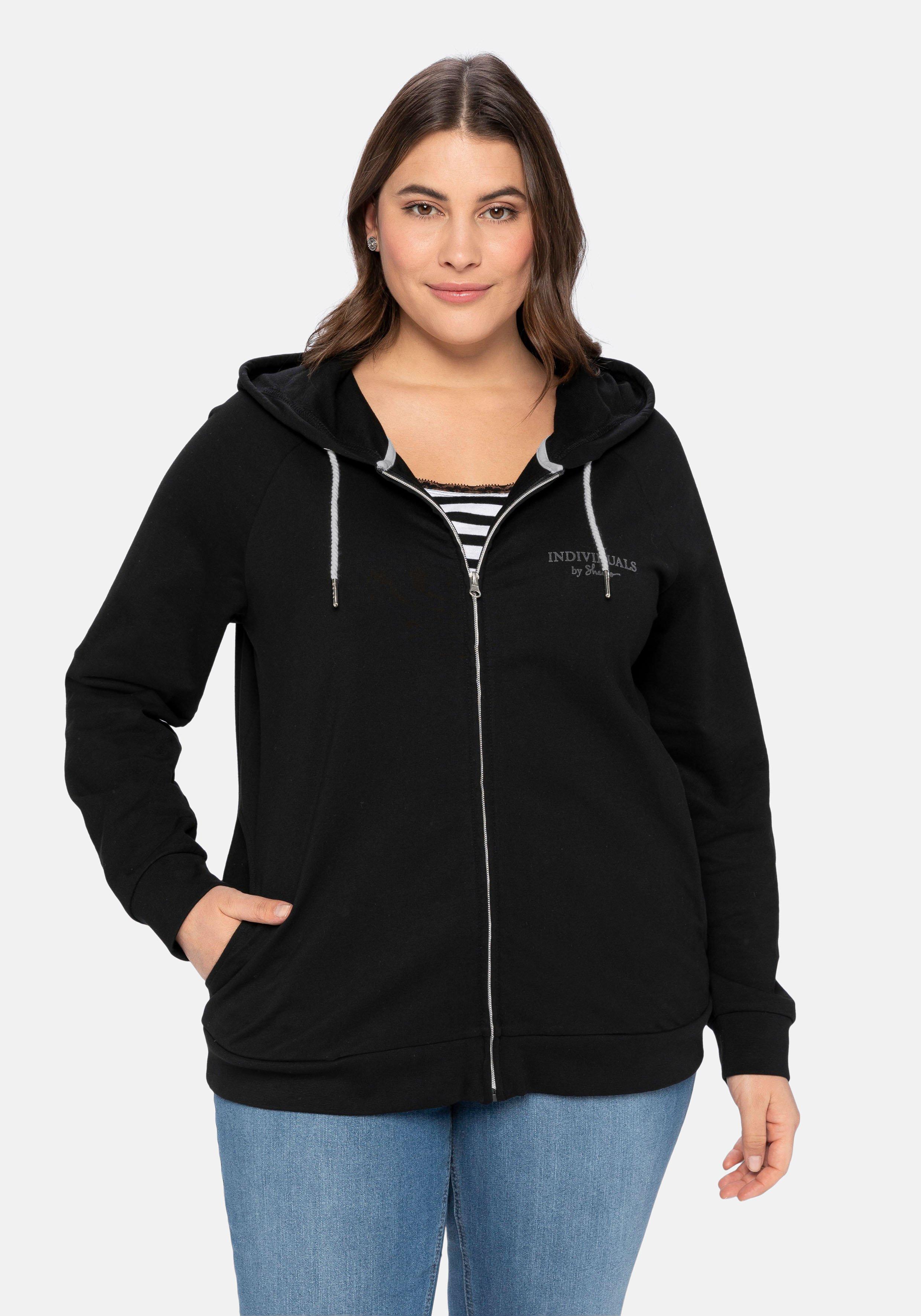 Sweatjacke mit Kapuze und kleinem Brust-Print
