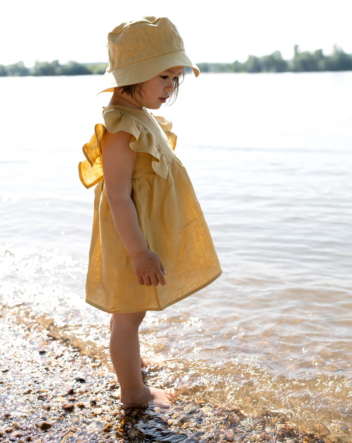 Leinen-Kleid VOLANTS in banana cream