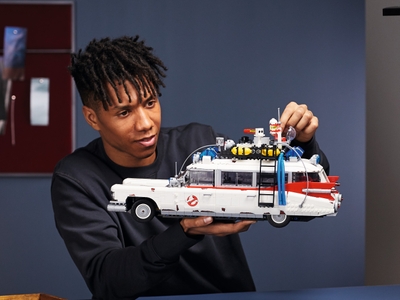 LEGO Ghostbusters™ ECTO-1 (10274)