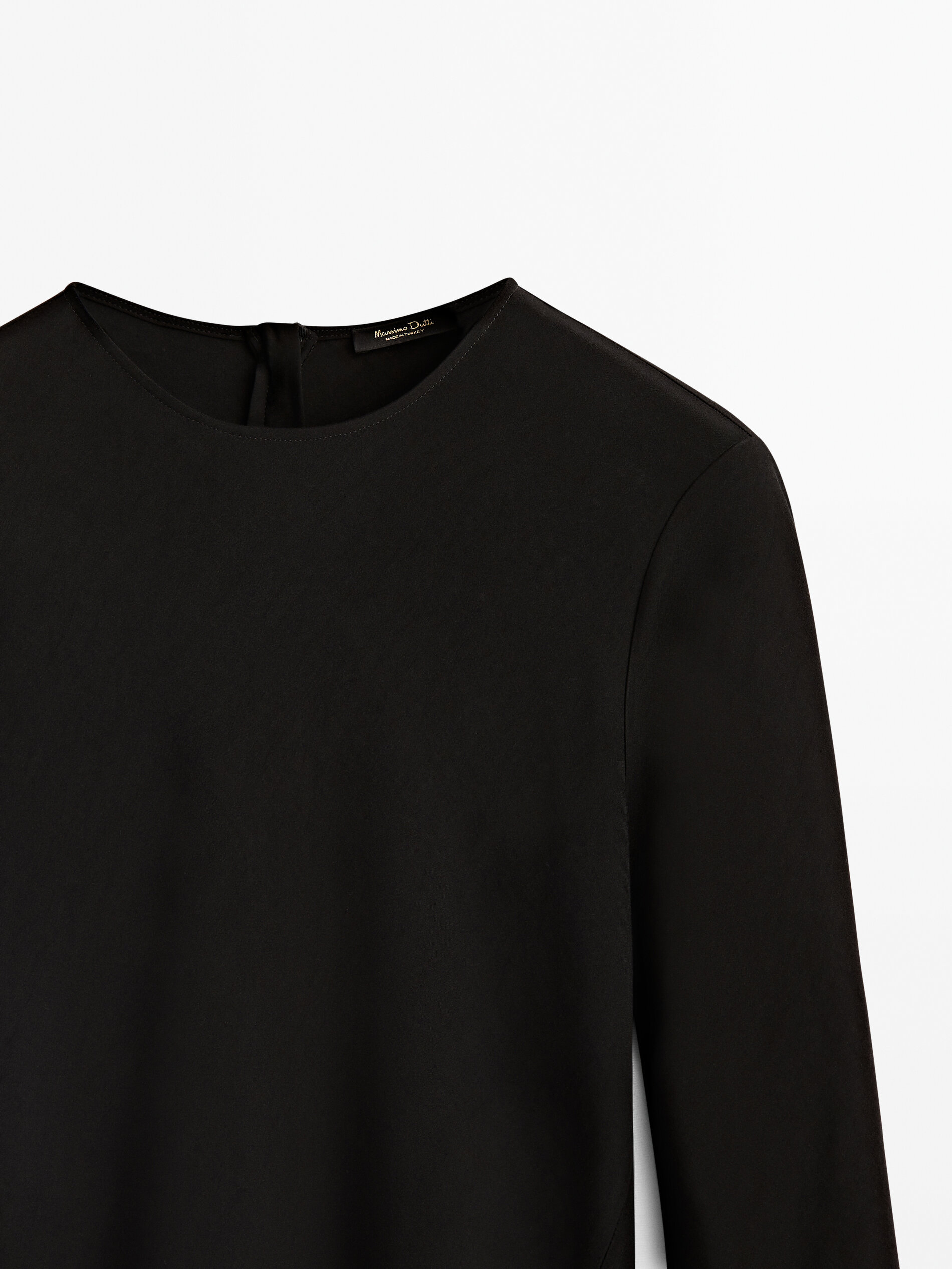 Vestido longo e fluido de manga comprida - PRETO