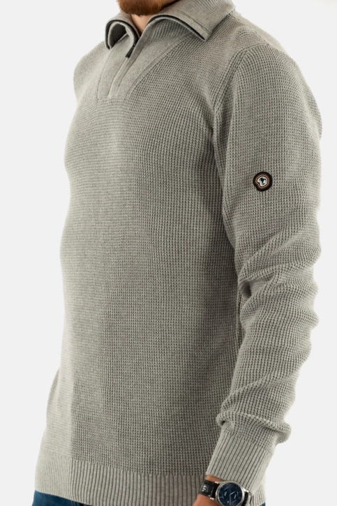 Pull hiver Benson & Cherry fanion gris