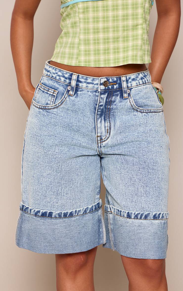 Mid Blue Wash Short En Jean Denim Bleu Moyen Ourlet Retroussé Petite