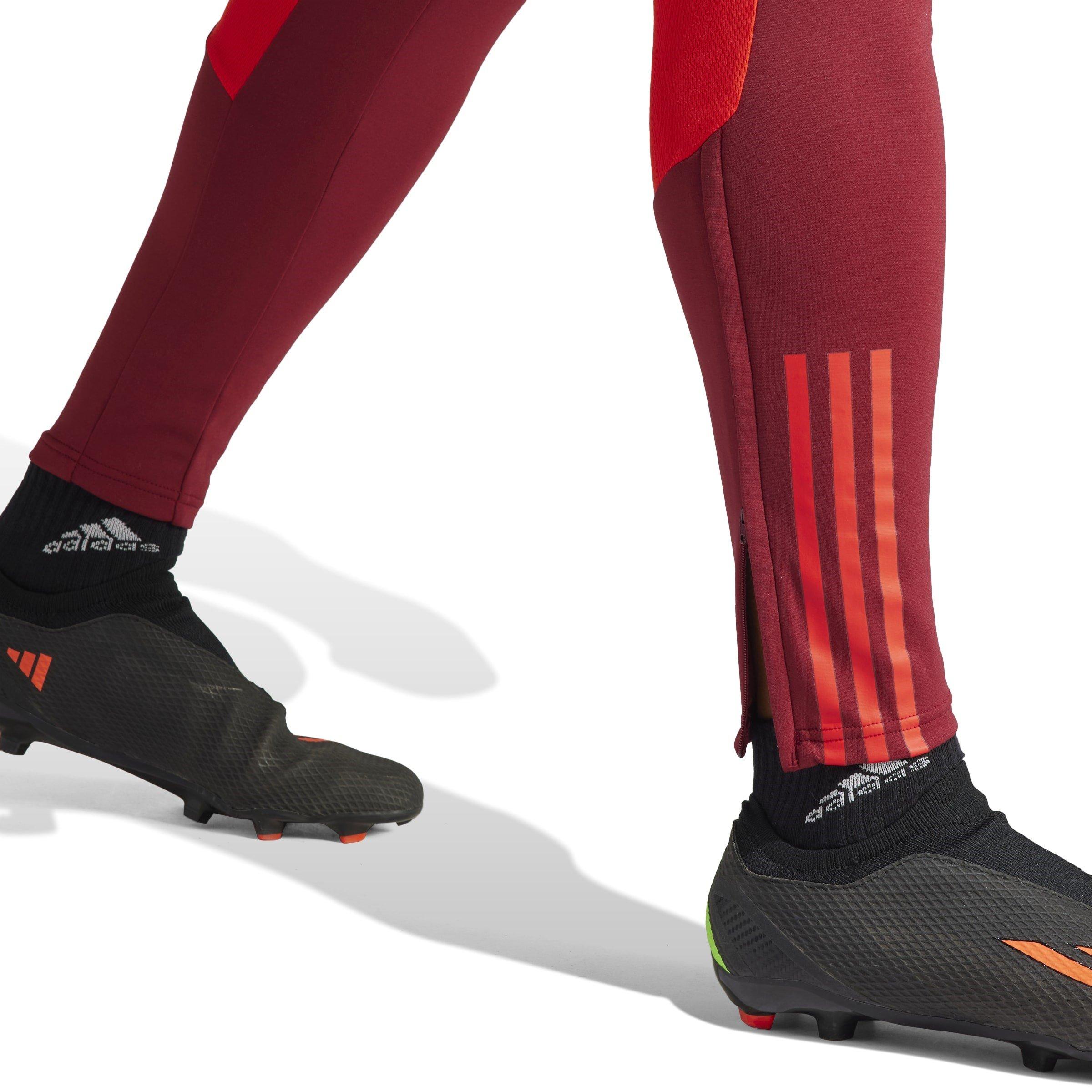 adidas Manchester United Training Bottoms 2023 2024 Adults