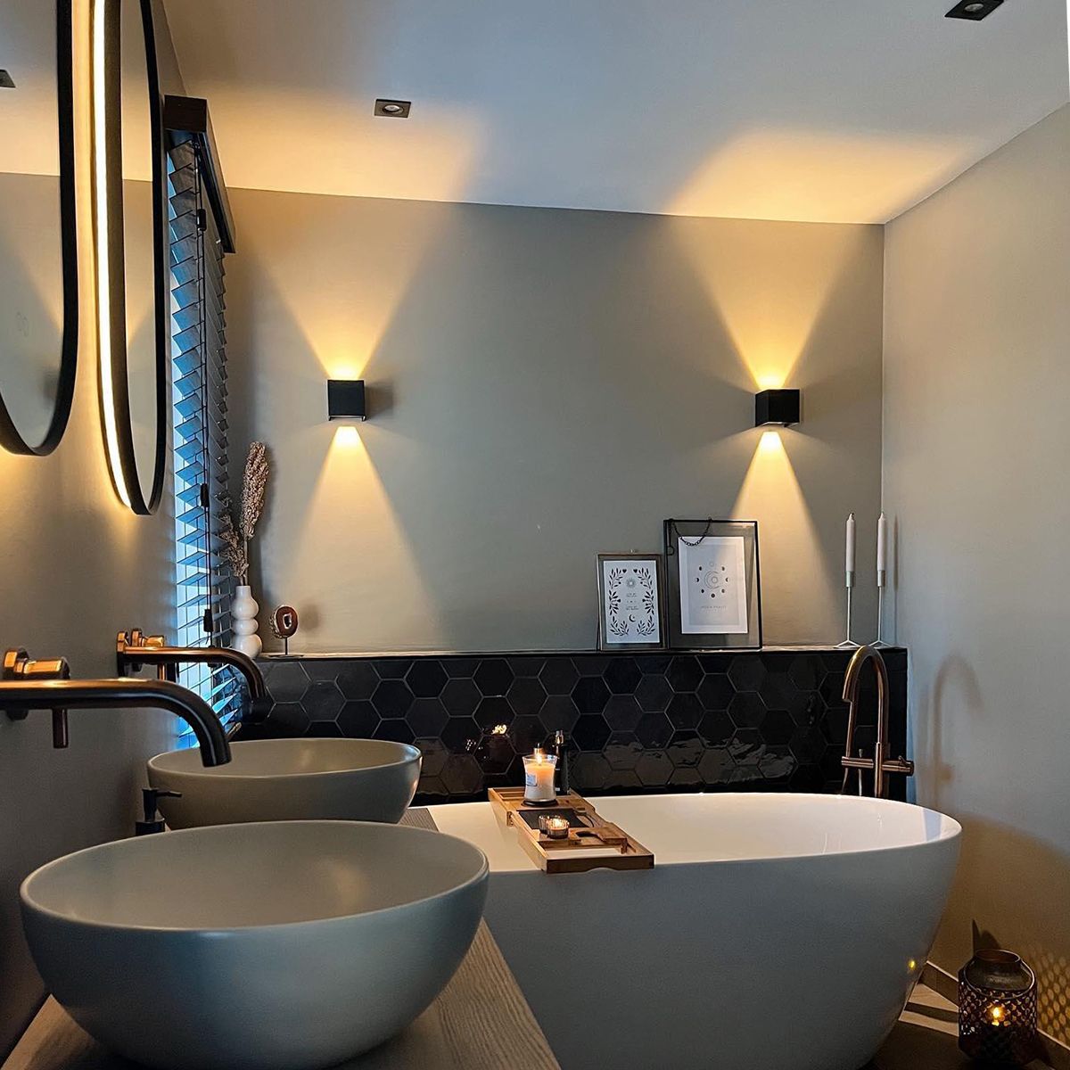 Buiten wandlamp zwart incl. LED 2-lichts IP54 - Edwin