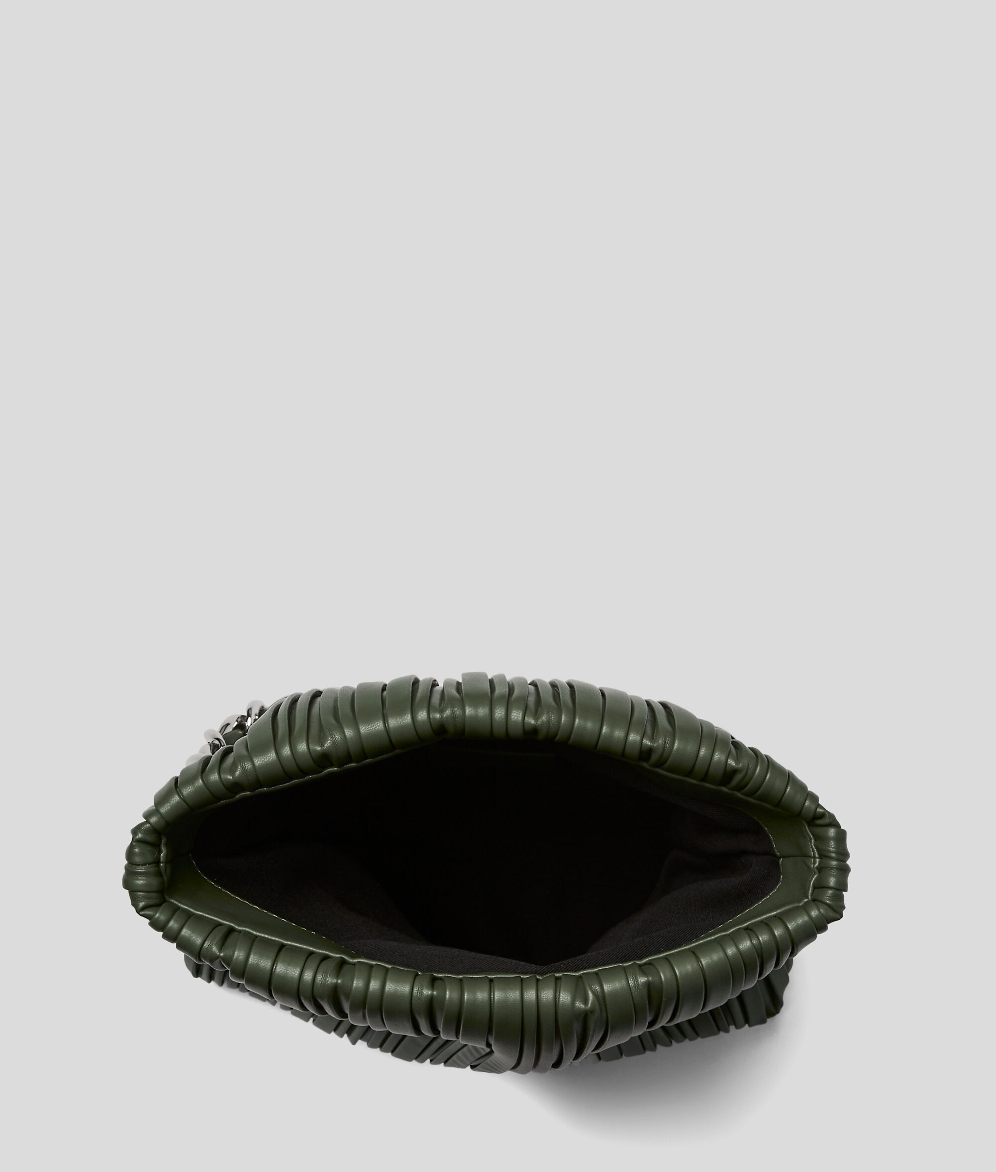 CABAS PLIÉ DE TAILLE MOYENNE AVEC ANSE CHAÎNE K/KUSHION