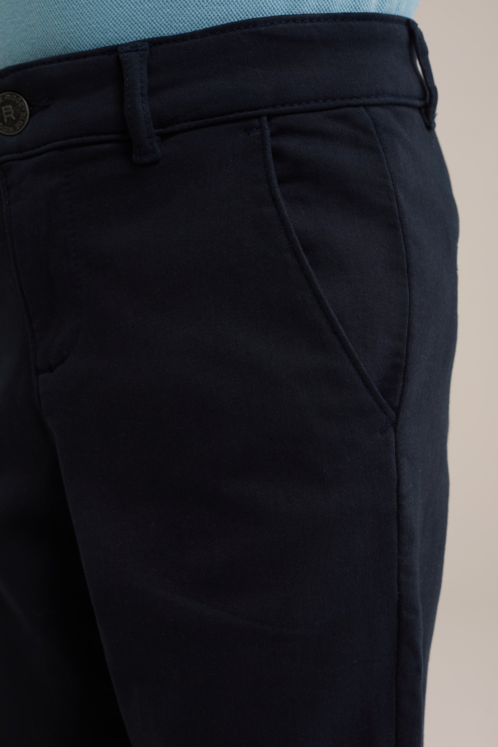 Jongens slim fit chino van jogkwaliteit WE Fashion Marineblauw
