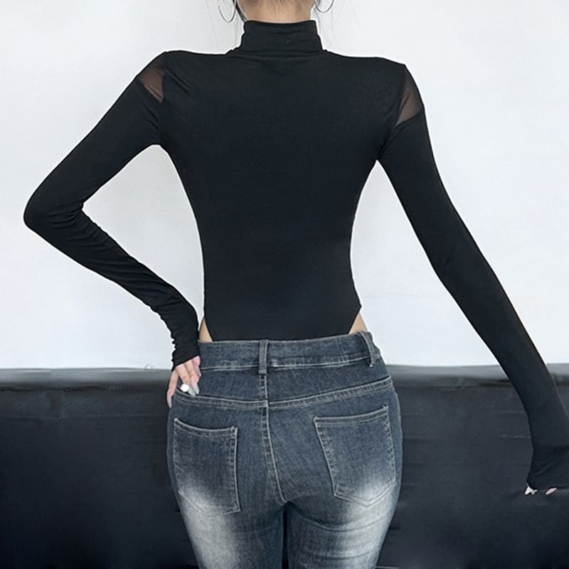Genrovia - Bodytop met lange mouwen en nephals en uitsparing van mesh