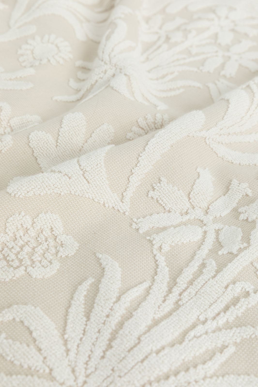 Handdoek met all over bloemenprint