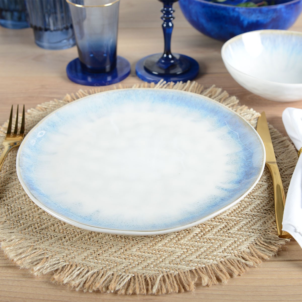 Assiette plate bleu clair 27.7cm par boite de - 6