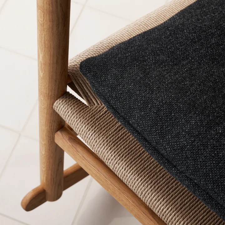 Carl Hansen - CH45 Sitz- und Nackenkissen, anthrazit (Hallingdal 180)
