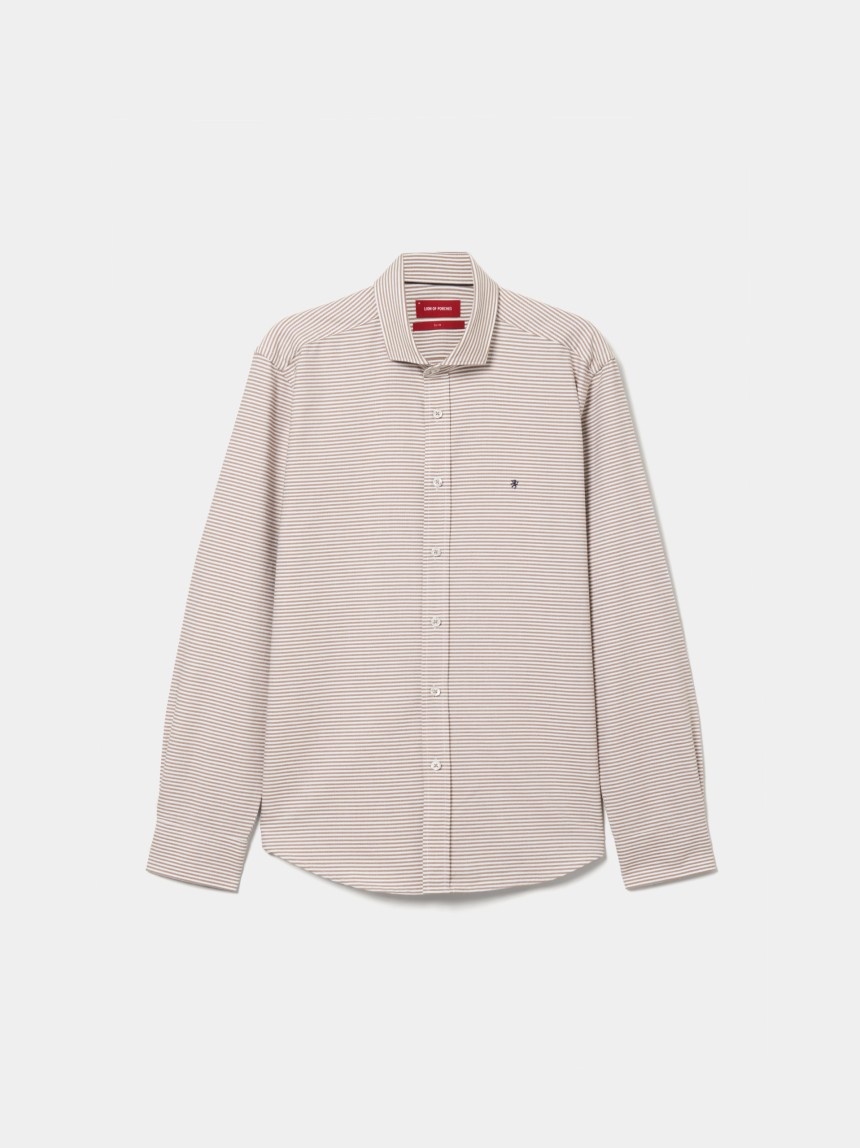 Camisa slim fit às riscas