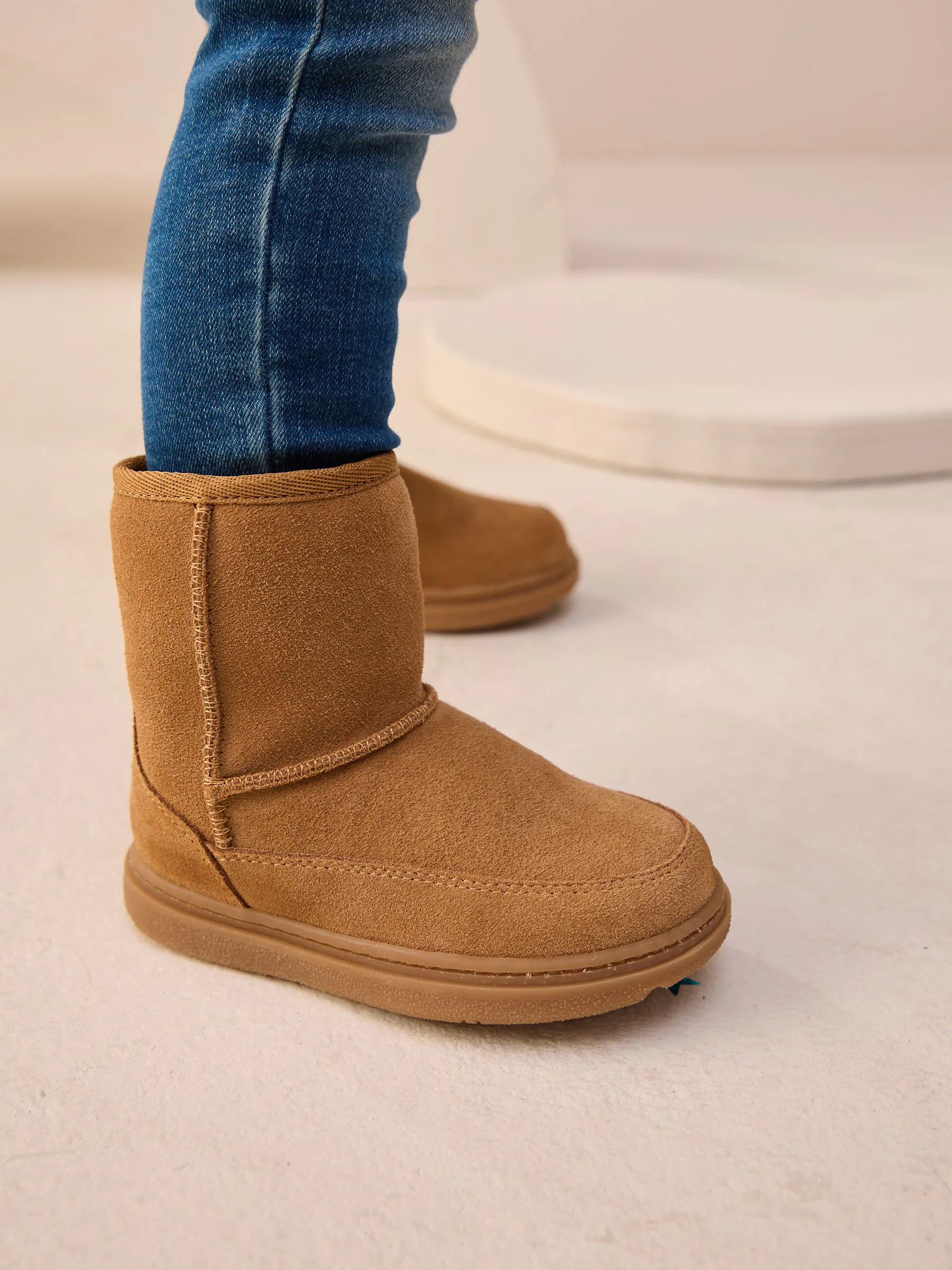 Lichtbruin - Water Repellent Suede Boots